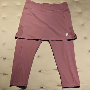 SOL SISTER SKIRTED CAPRI, LEGGINGS, COLOR-ELDERBERRY   SIZE LARGE